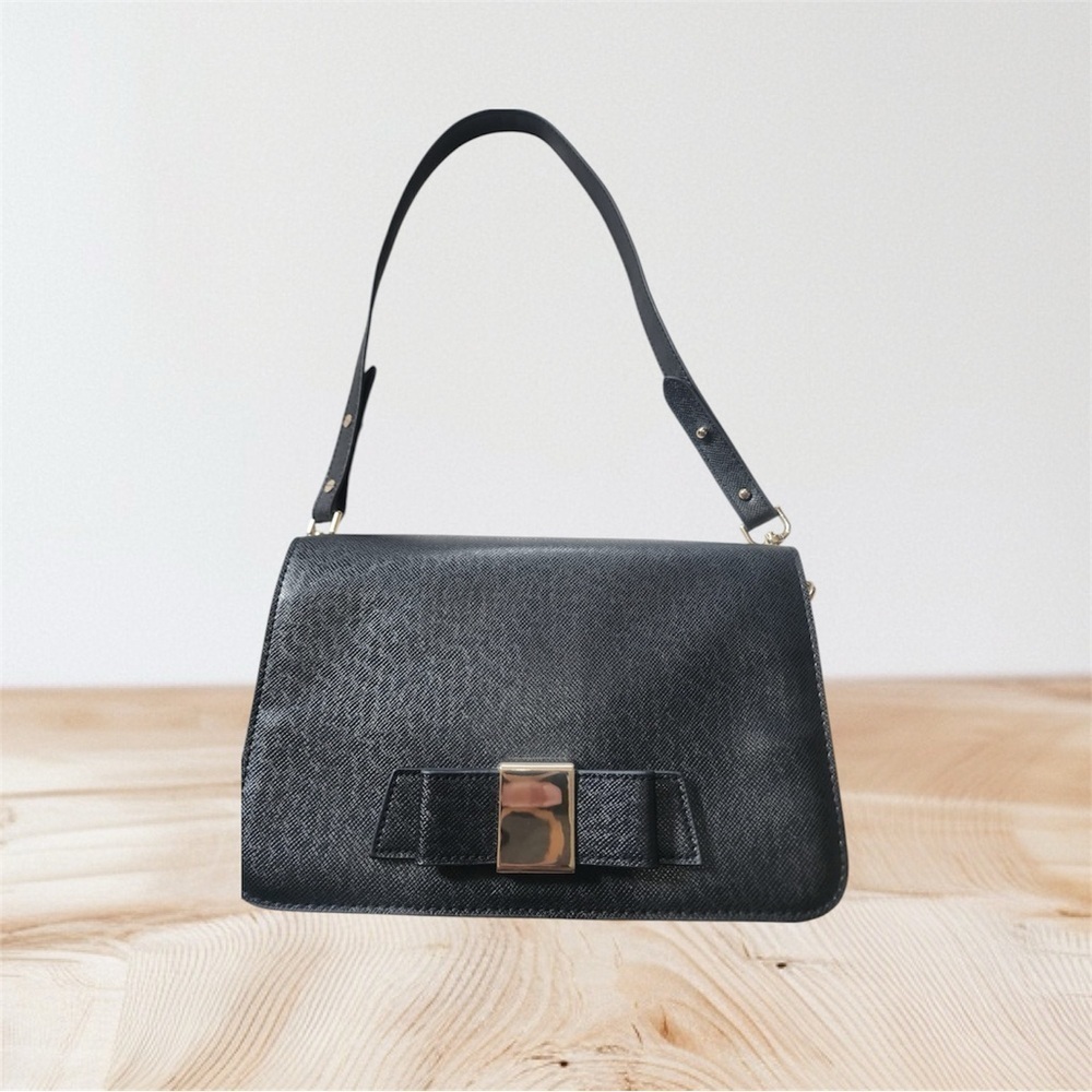 IVANKA TRUMP Elegant Black Handbag
